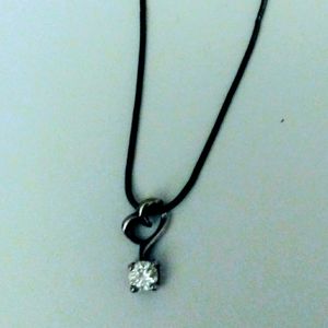 J395. Adorable heart and rhinestone Necklace